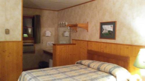 Imagen de la habitación del Hotel Catskill Motor Court. Foto 2