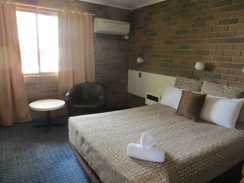 Imagen de la habitación del Hotel Cattleman's Rest Motor Inn. Foto 1
