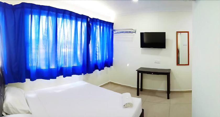 Imagen de la habitación del Hotel Cattleya Glory. Foto 4
