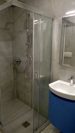 Imagen de la habitación del Hotel Catto Suisse. Foto 14