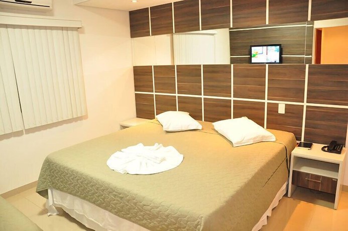 Imagen de la habitación del Hotel Cat&uacute; Palace. Foto 12