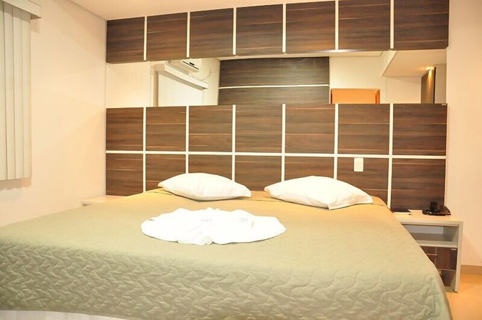 Imagen de la habitación del Hotel Cat&uacute; Palace. Foto 14