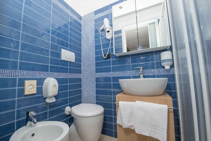 Imagen de la habitación del Hotel Catullo, Malcesine. Foto 17