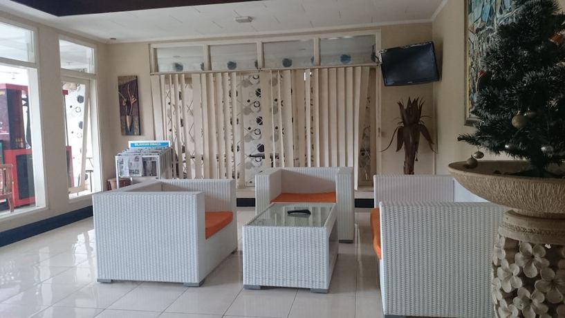 Imagen de los interiores del Hotel Catur Warga. Foto 15