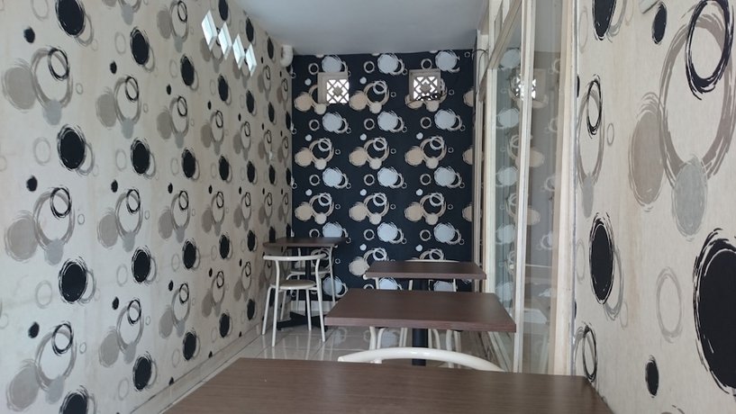 Imagen del bar/restaurante del Hotel Catur Warga. Foto 2