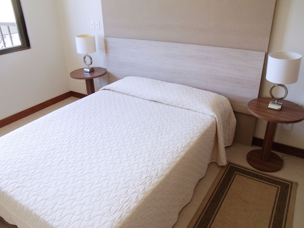 Imagen de la habitación del Hotel Catussaba Suites. Foto 7