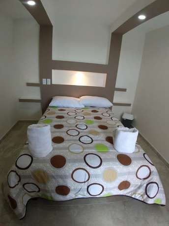 Imagen de la habitación del Hotel Caudillos Inn. Foto 7