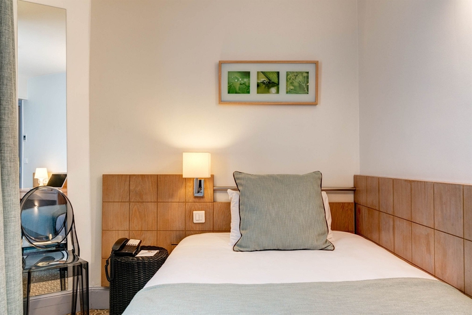 Imagen de la habitación del Hotel Caumartin Opera-Astotel. Foto 15