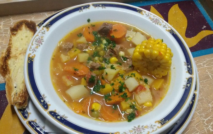 Imagen del bar/restaurante del Hotel Cauquenes De Nimez. Foto 10