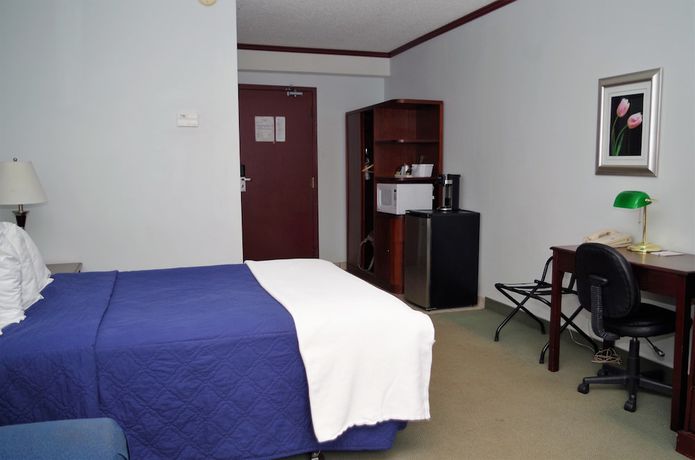 Imagen de la habitación del Hotel Causeway Bay Sparwood. Foto 3