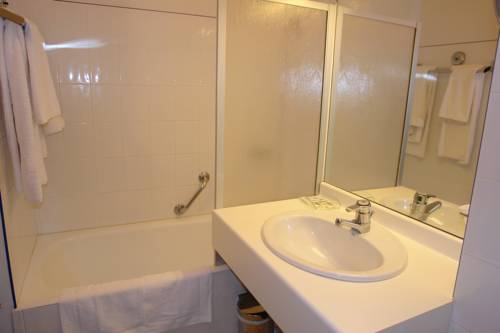 Imagen de la habitación del Hotel Causse Comtal Rodez, The Originals Relais. Foto 3