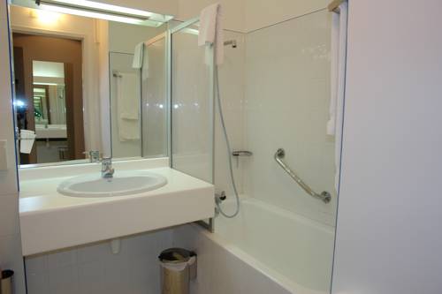 Imagen de la habitación del Hotel Causse Comtal Rodez, The Originals Relais. Foto 4