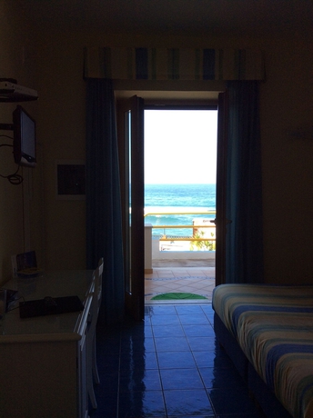 Imagen de la habitación del Hotel Cava Dell'Isola. Foto 6