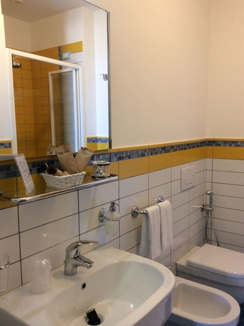 Imagen de la habitación del Hotel Cava Dell'Isola. Foto 8