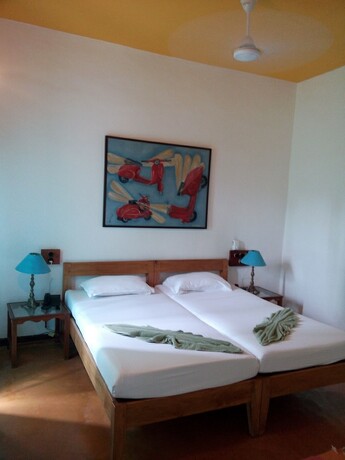 Imagen general del Hotel Cavala Seaside Resort. Foto 12