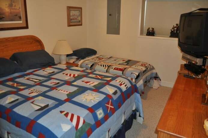 Imagen general del Hotel Cavalier Beachfront Condominiums. Foto 2