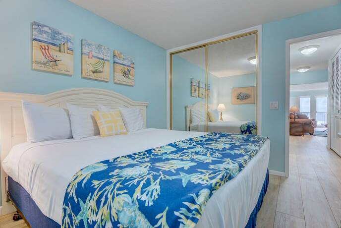 Imagen general del Hotel Cavalier Beachfront Condominiums. Foto 5
