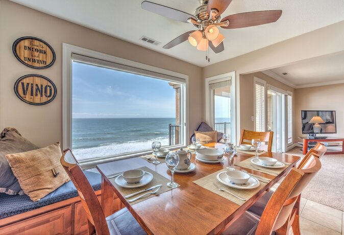 Imagen general del Hotel Cavalier Beachfront Condominiums. Foto 12