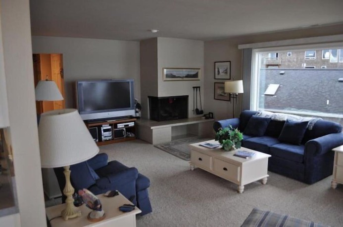 Imagen general del Hotel Cavalier Beachfront Condominiums. Foto 15