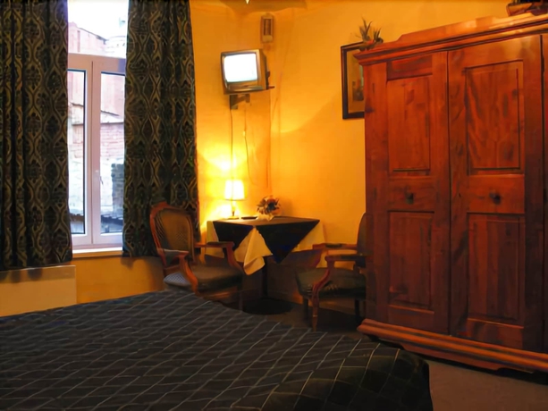 Imagen de la habitación del Hotel Cavalier, Brujas. Foto 11