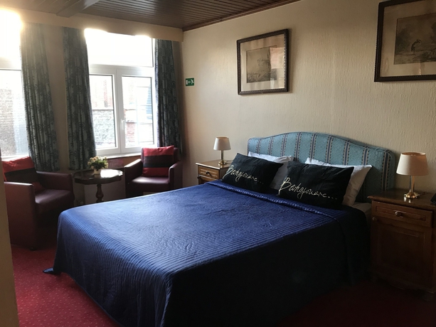 Imagen de la habitación del Hotel Cavalier, Brujas. Foto 12