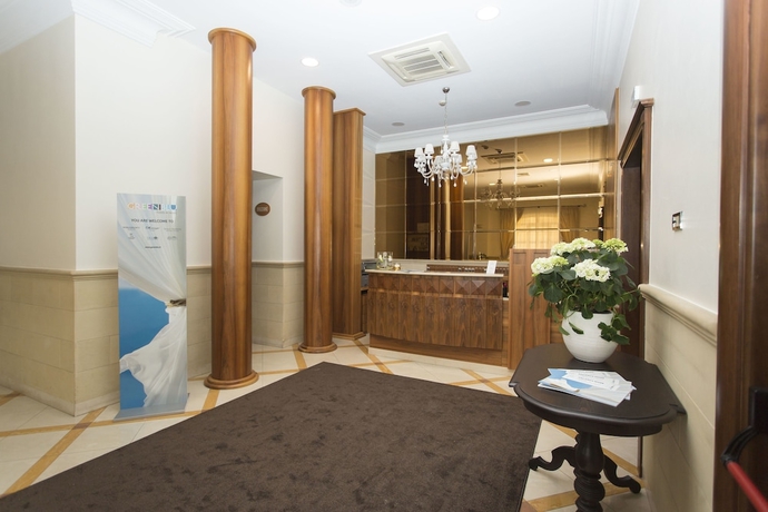 Imagen de los interiores del Hotel Cavaliere. Foto 15