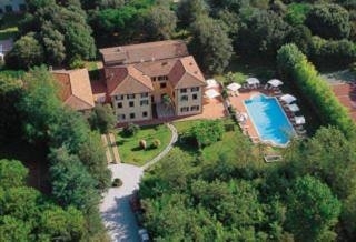 Imagen general del Hotel Cavalieri Del Mare. Foto 2