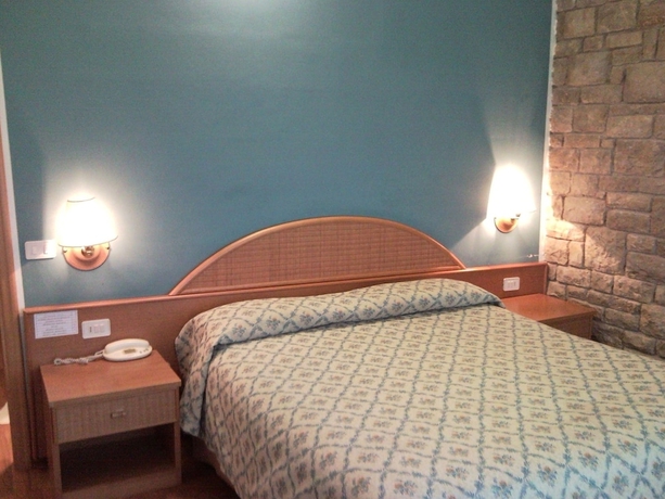 Imagen de la habitación del Hotel Cavalieri, Lago Trasímeno. Foto 7