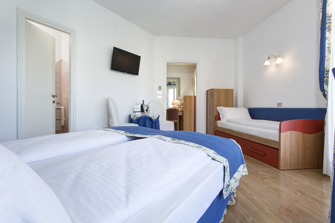 Imagen de la habitación del Hotel Cavalieri Palace. Foto 3