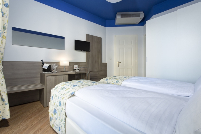 Imagen de la habitación del Hotel Cavalieri Palace. Foto 9