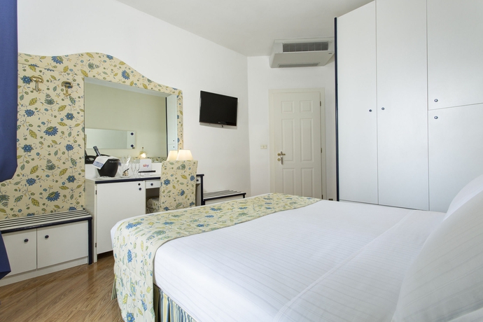 Imagen de la habitación del Hotel Cavalieri Palace. Foto 11