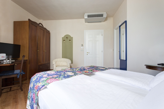 Imagen de la habitación del Hotel Cavalieri Palace. Foto 16