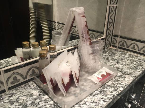 Imagen de la habitación del Hotel Cavalieri Pinerolo. Foto 13