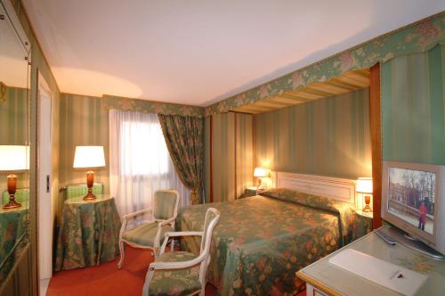 Imagen de la habitación del Hotel Cavalletto E Doge Orseolo. Foto 18