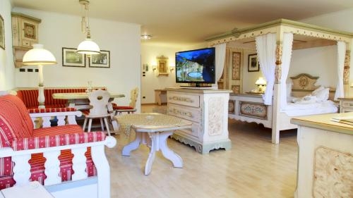 Imagen de la habitación del Hotel Cavallino Bianco - Weisses Roessl. Foto 8