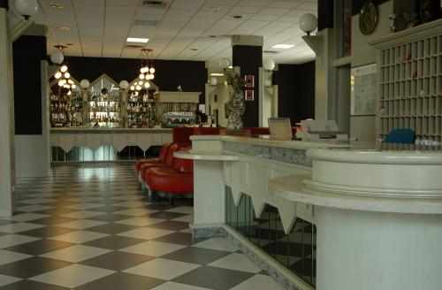 Imagen de los interiores del Hotel Cavallino. Foto 9