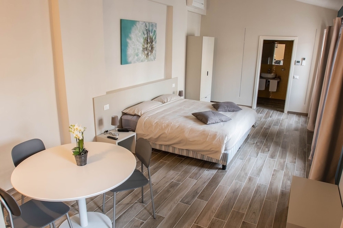 Imagen de la habitación del Hotel Cavallo Bianco, Reggiolo. Foto 6
