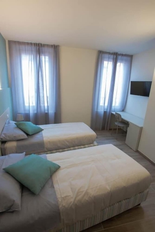 Imagen de la habitación del Hotel Cavallo Bianco, Reggiolo. Foto 11
