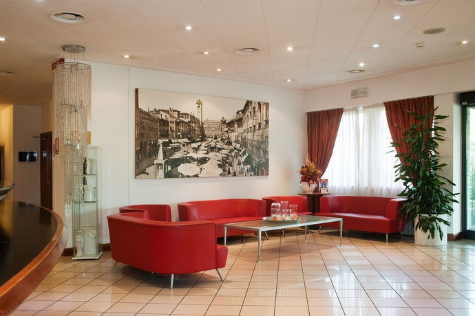 Imagen de los interiores del Hotel Cavallo Verona Est. Foto 14