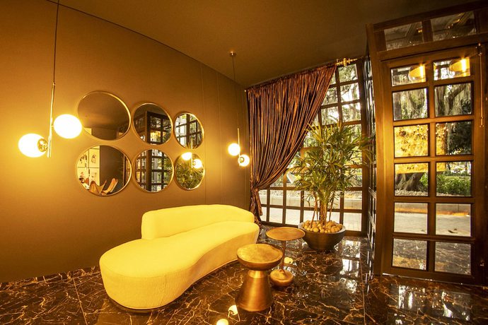 Imagen de los interiores del Hotel Cavalta. Foto 18