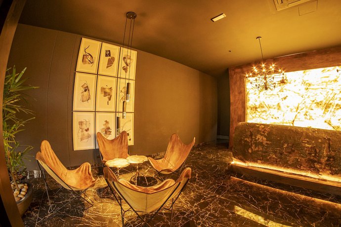 Imagen de los interiores del Hotel Cavalta. Foto 19