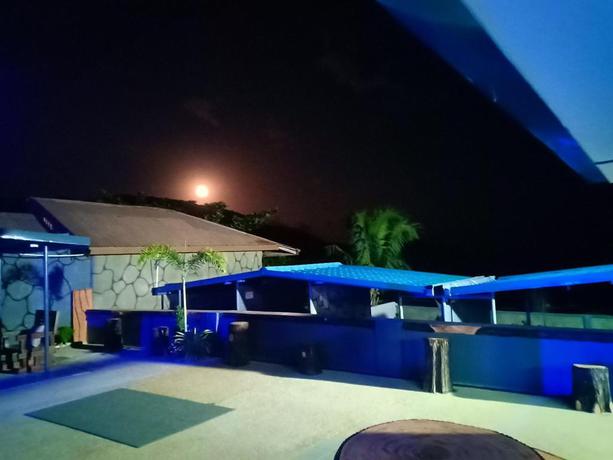 Imagen general del Hotel Cave Beach Resort. Foto 1