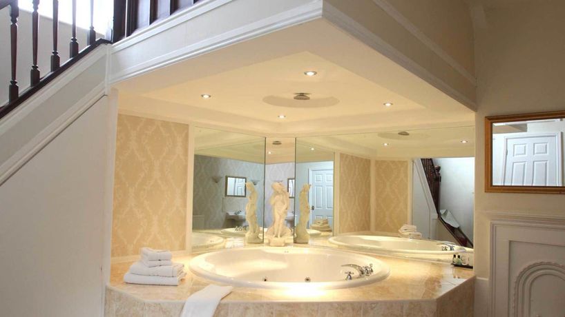 Imagen de la habitación del Hotel Cave Castle and Country Club. Foto 3