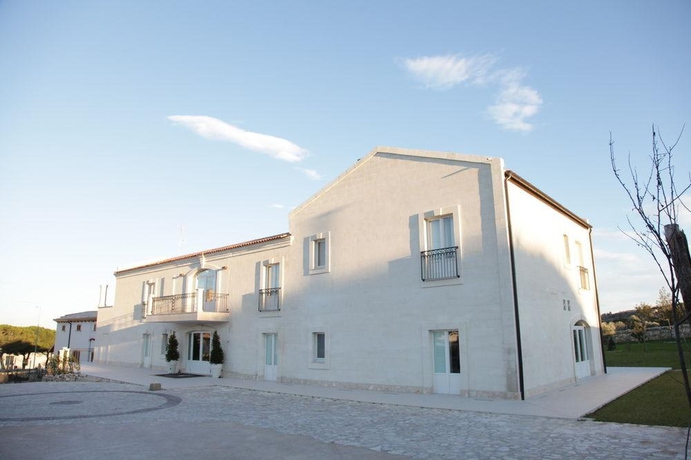 Imagen general del Hotel Cave Del Sole. Foto 14