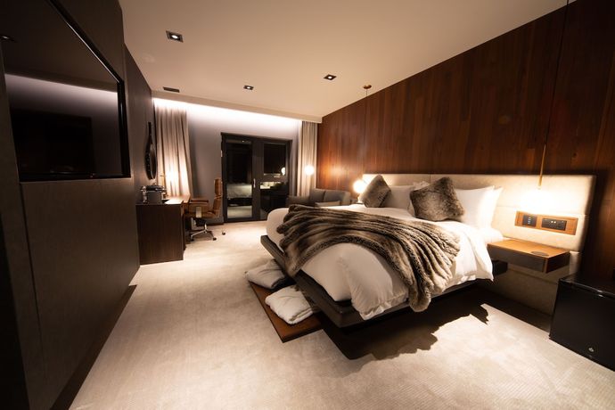 Imagen de la habitación del Hotel Cave and Golf Resort. Foto 8