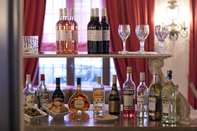 Imagen de los interiores del Hotel Cavendish, Cannes. Foto 15