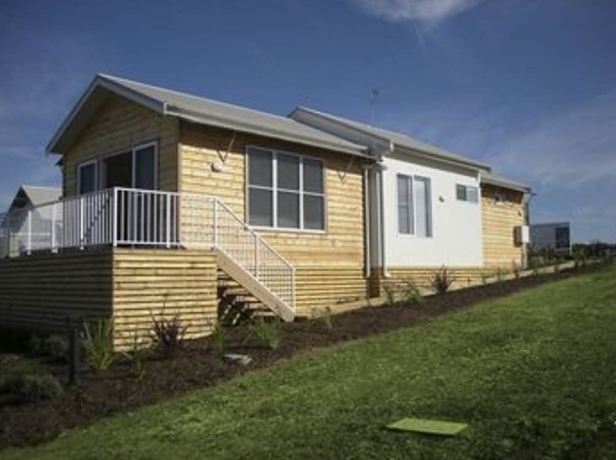 Imagen de la habitación del Hotel Caves Coastal Bar and Bungalows. Foto 9