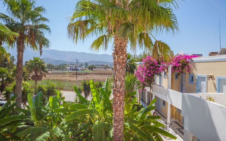 Imagen de los exteriores del Hotel Cavo D'oro, Marmari. Foto 14