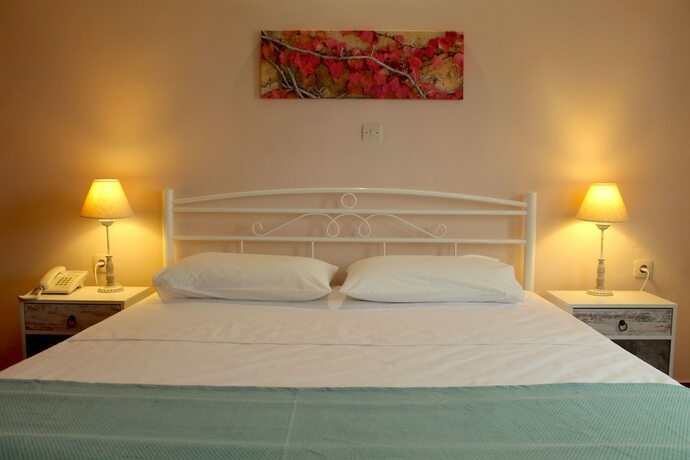 Imagen general del Hotel Cavo Grosso. Foto 7