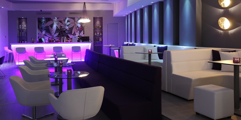 Imagen del bar/restaurante del Hotel Cavo Olympo Luxury and Spa - Adults Only. Foto 6
